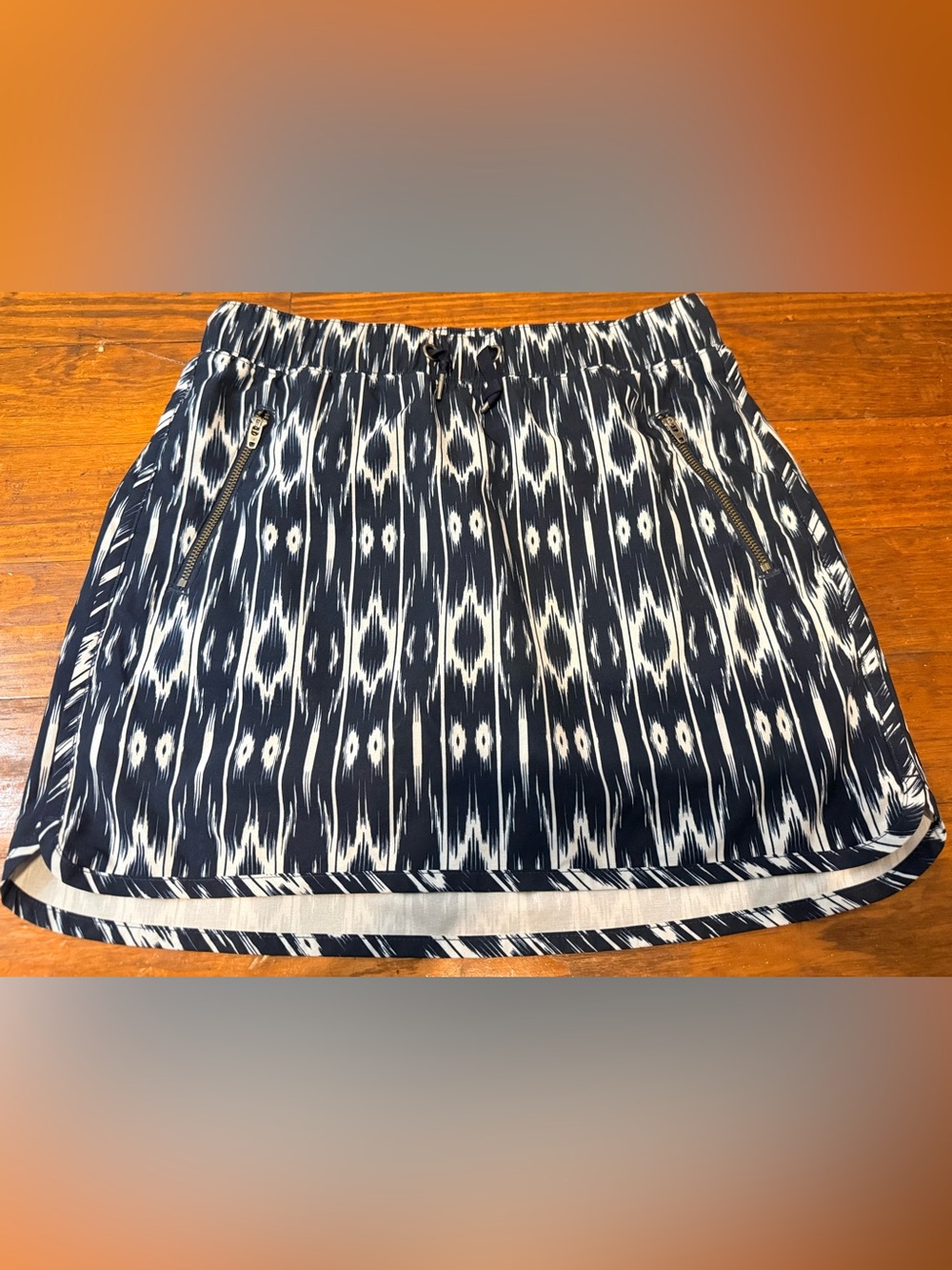 Athleta Navy and White Ikat Mini Skirt with Zip Pockets